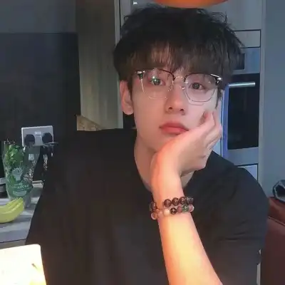 卢浅伽